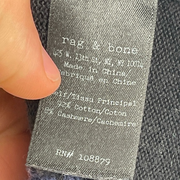 Rag & Bone Navy & Black Layered Hallie Raw Hem cashmere Long Sleeve Sweater xs - Picture 4 of 9